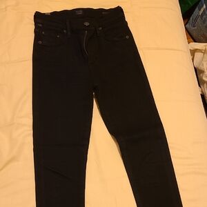 Sleek Black Skinny Jeans for Women